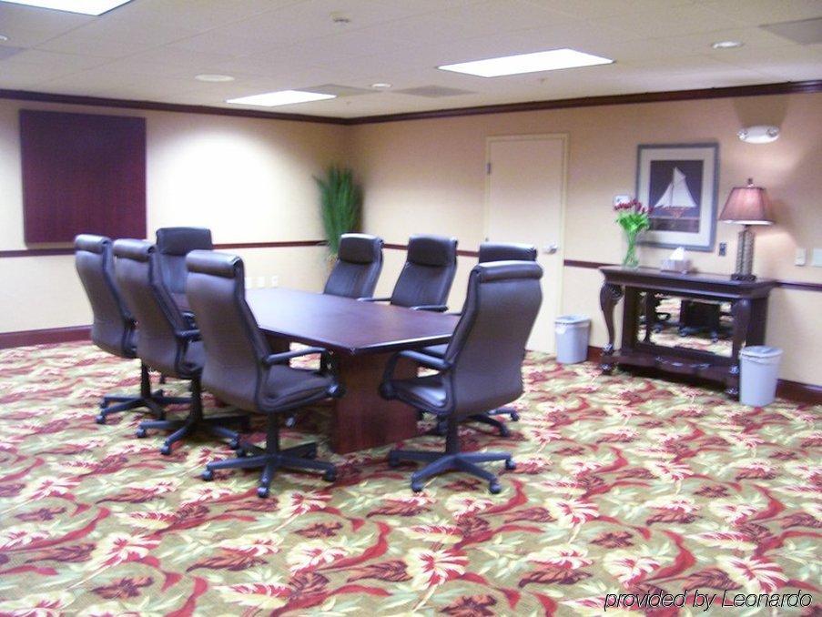 Holiday Inn Express & Suites Bloomington, An Ihg Hotel Extérieur photo